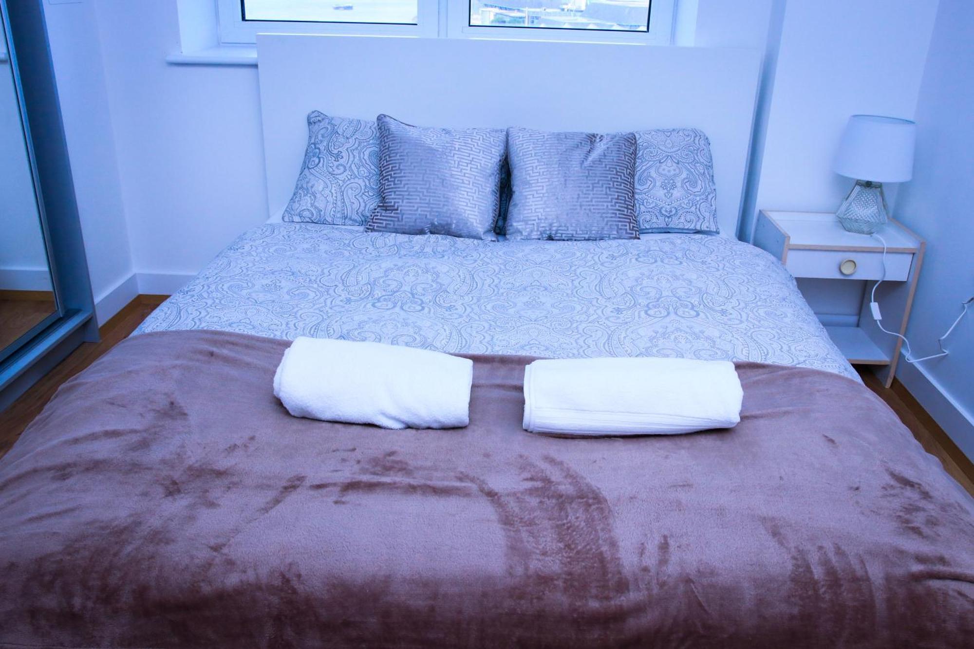 Fezza Luxury Apartment London Bagian luar foto