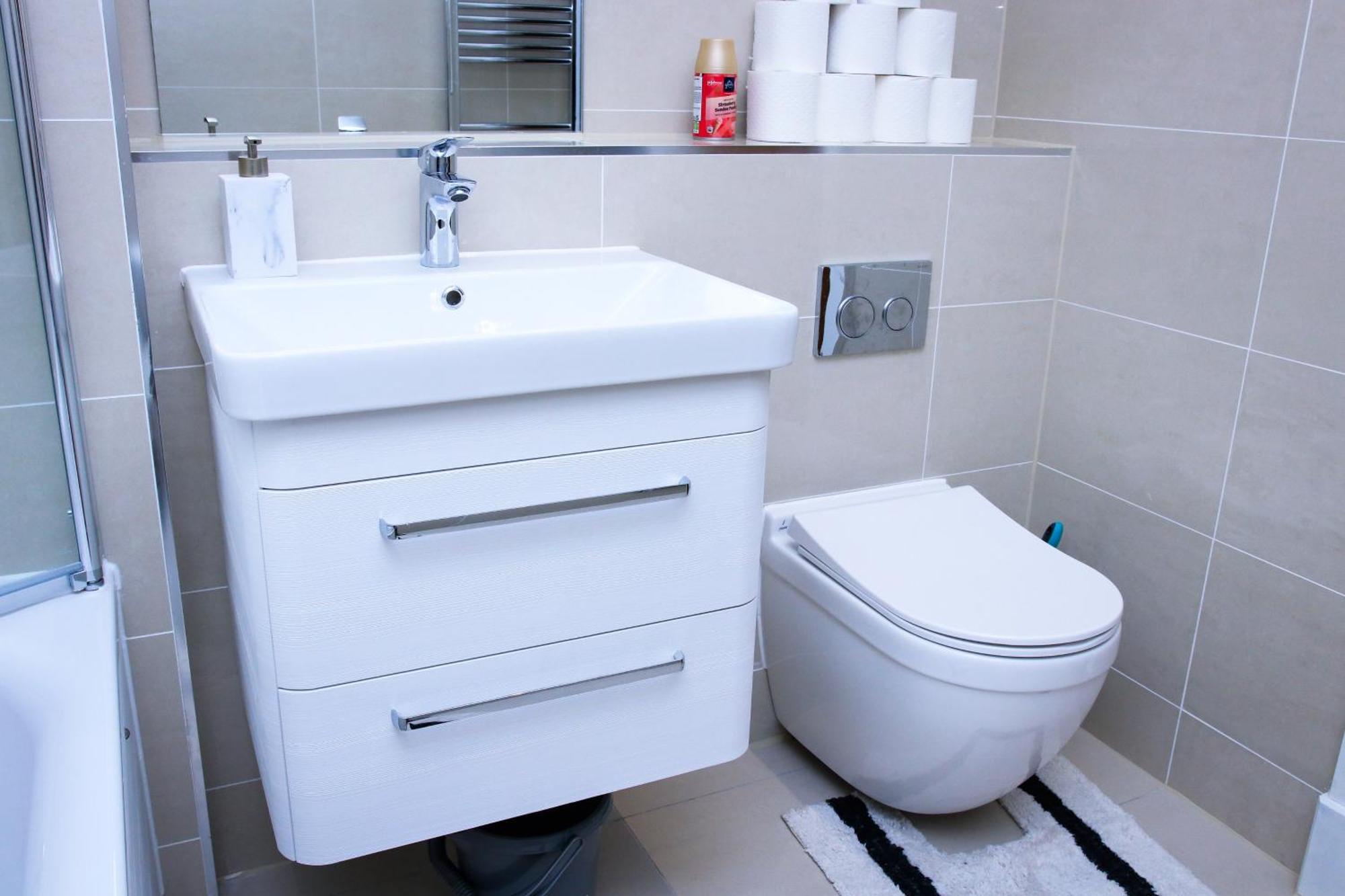 Fezza Luxury Apartment London Bagian luar foto